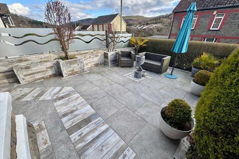 undefined, Porth CF39