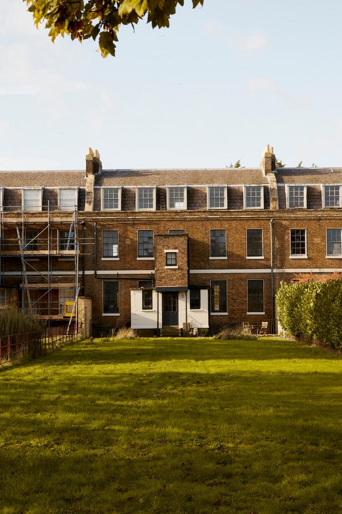 192154 dockyard terrace hires 03.jpg