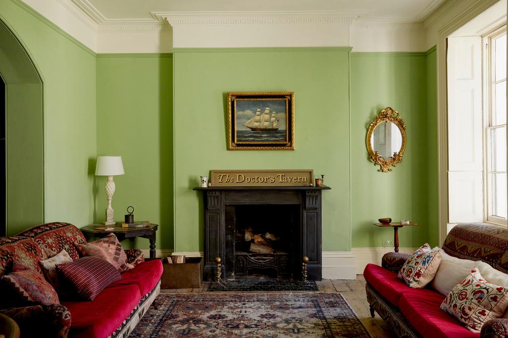 192169 dockyard terrace hires 18.jpg