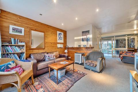 3 bedroom terraced house for sale, The Keep, London