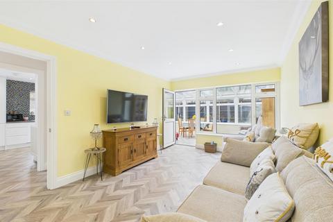 undefined, Wheatcroft, Cheshunt
