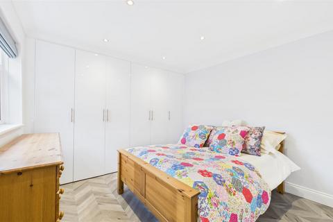 3 bedroom bungalow for sale, Wheatcroft, Cheshunt