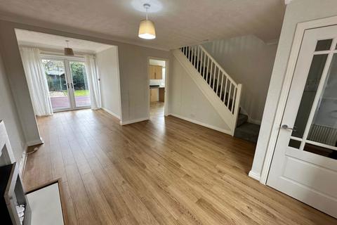 3 bedroom detached house to rent, Rowberrow Close, Preston PR2