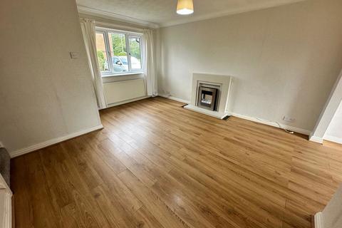 3 bedroom detached house to rent, Rowberrow Close, Preston PR2