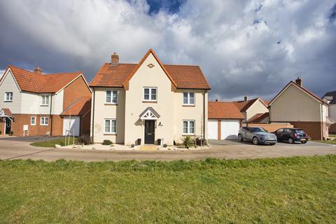 4 bedroom detached house for sale, Barley Drive, Whitfield, Dover, CT16