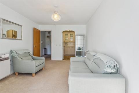 1 bedroom retirement property for sale, Bancroft, Hitchin, SG5