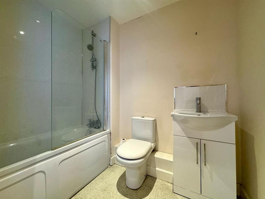 Bathroom.jpeg