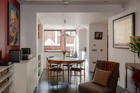 3 bedroom mews for sale, Prowse Place, London NW1