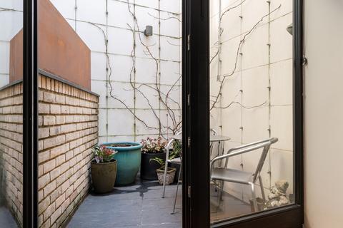 3 bedroom mews for sale, Prowse Place, London NW1