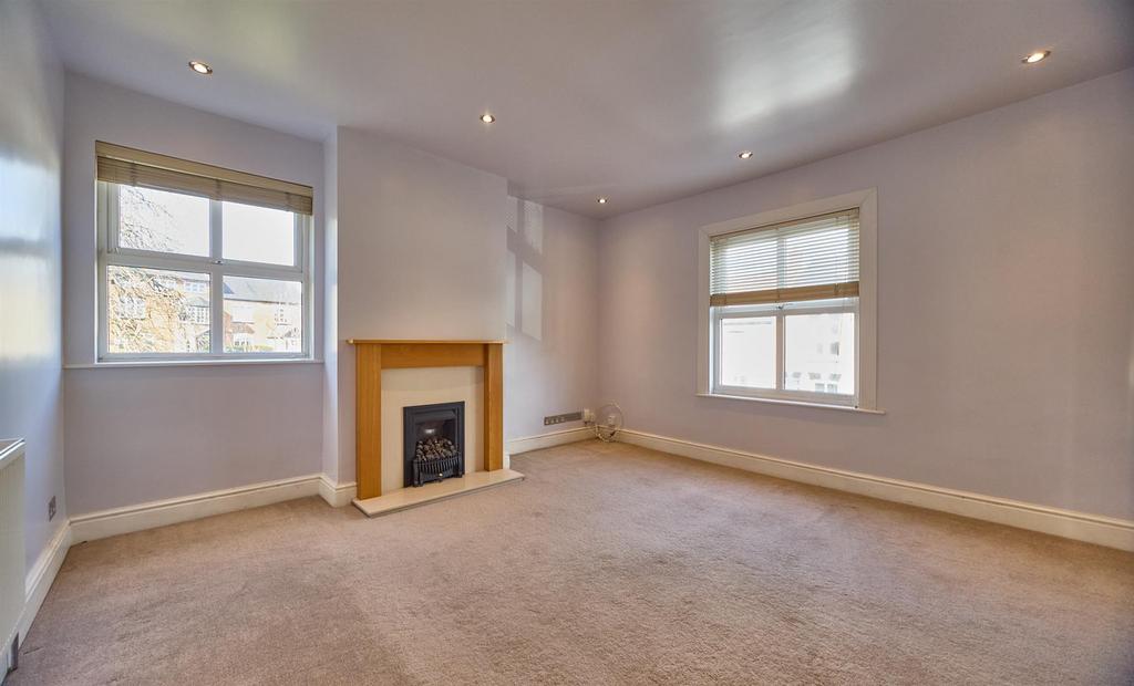Front Lounge