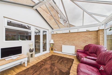 50 Holme Close, Hatton, Derby, DE65 5EE