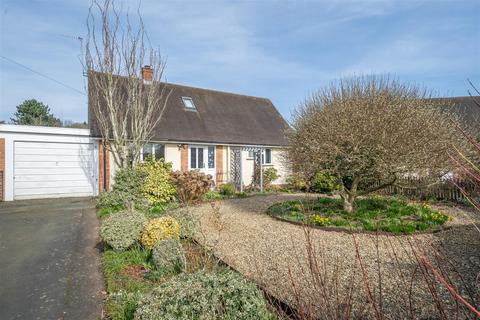 3 bedroom detached bungalow for sale, Steventon Gardens, Ludlow