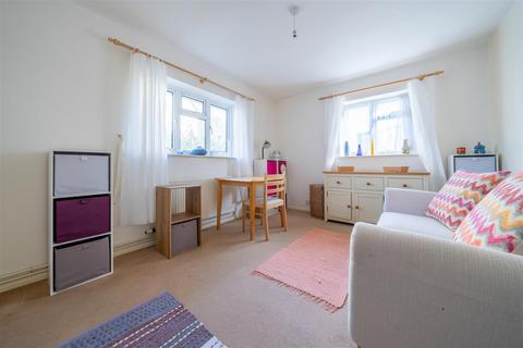 3 bedroom detached bungalow for sale, Steventon Gardens, Ludlow
