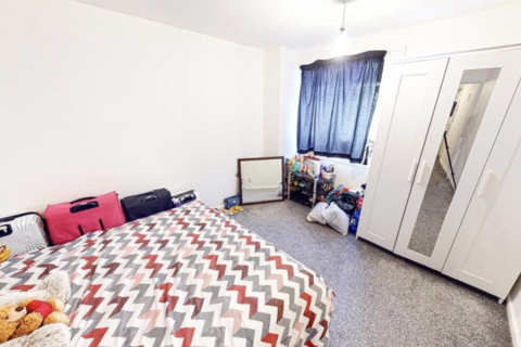 2 bedroom apartment to rent, Marlborough Road, Salford M7