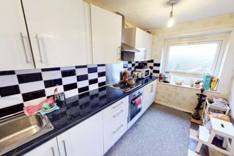 2 bedroom apartment to rent, Marlborough Road, Salford M7