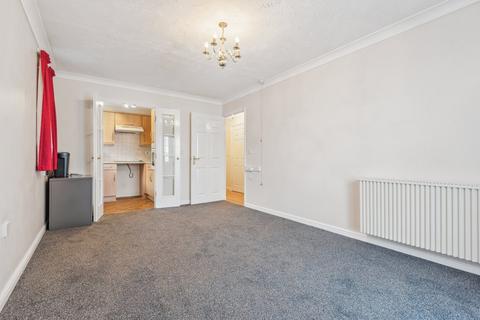 1 bedroom retirement property for sale, Saxon Court, Queen Street, Hitchin, SG4