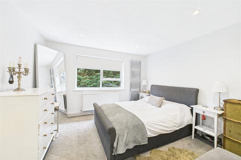 undefined, Arnett Avenue, Finchampstead, Wokingham, Berkshire, RG40