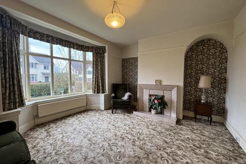 3 bedroom semi-detached house for sale, Meriden Avenue, Stourbridge