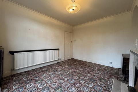 3 bedroom semi-detached house for sale, Meriden Avenue, Stourbridge