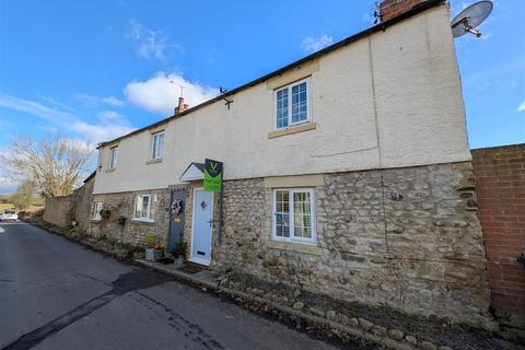 2 bedroom cottage to rent, The Green, High Coniscliffe, Darlington