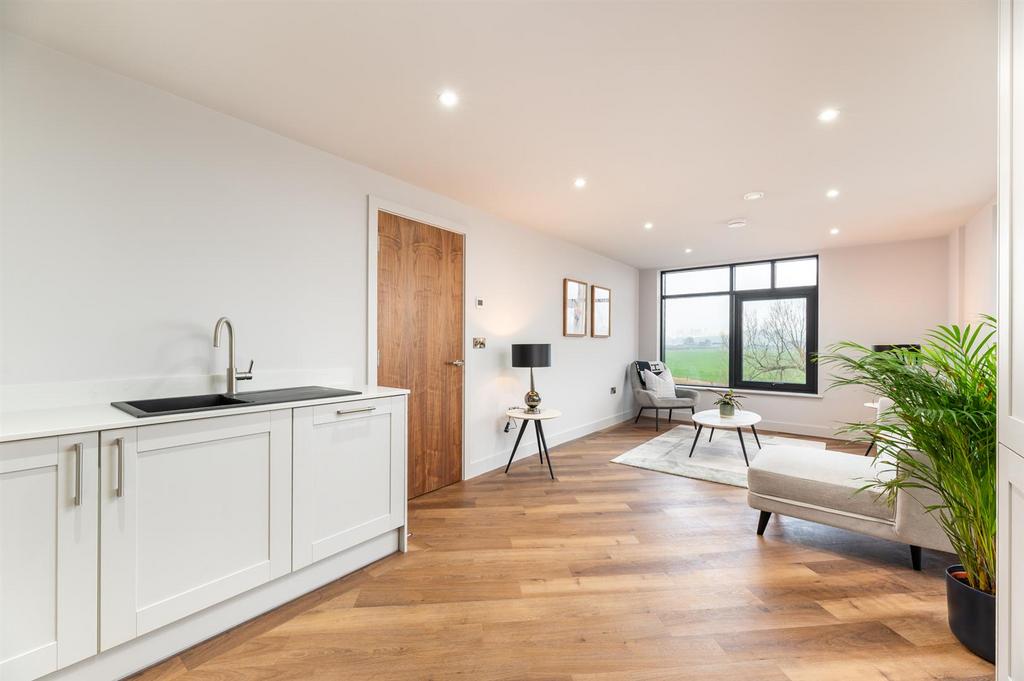 Kitchen to Sitting Room