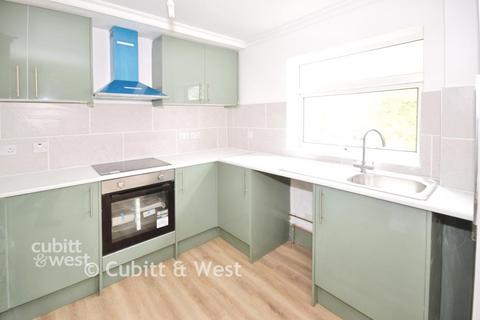 2 bedroom flat for sale, Hayling Court, Broadfield, Crawley, West Sussex