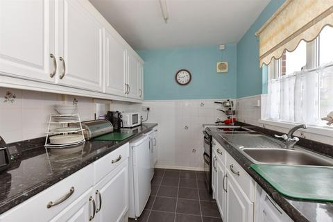 2 bedroom detached bungalow for sale, Porter Avenue, Sandown PO36
