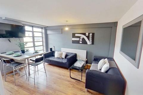 5 bedroom flat to rent, Flat 2, 15a, Arthur Street, Nottingham, NG7 4DW