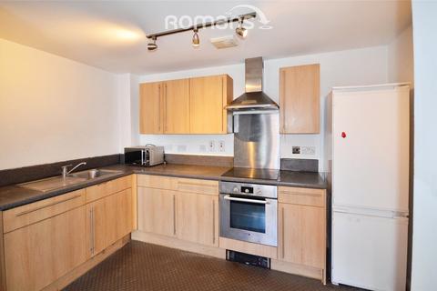 2 bedroom flat to rent, Foundry Court, Mill Street, Slough, SL2