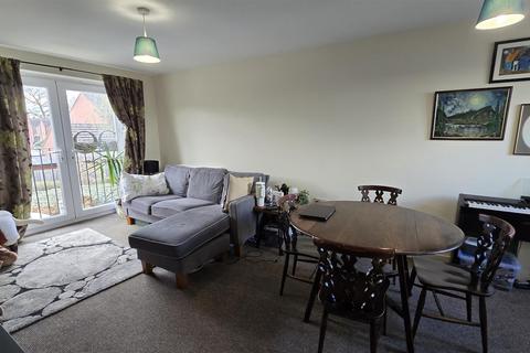 2 bedroom apartment for sale, Ryton House, Tile Hill Village CV4