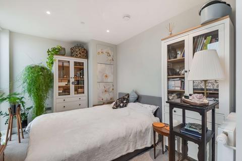 1 bedroom apartment for sale, at Bushane Court, 33 Greyhound Parade, London SW17