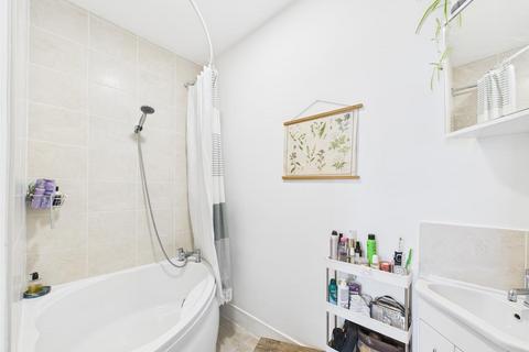 1 bedroom apartment for sale, Burnham Street, London E2