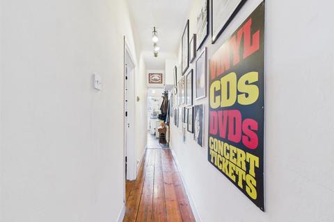 Flat 19, Museum House Burnham Street, London, E2 0JA
