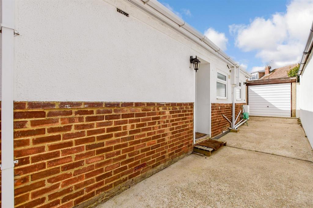 Driveway/Parking