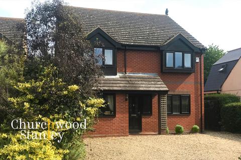 Heathfield Heath Road, Bradfield, Manningtree, CO11 2XD
