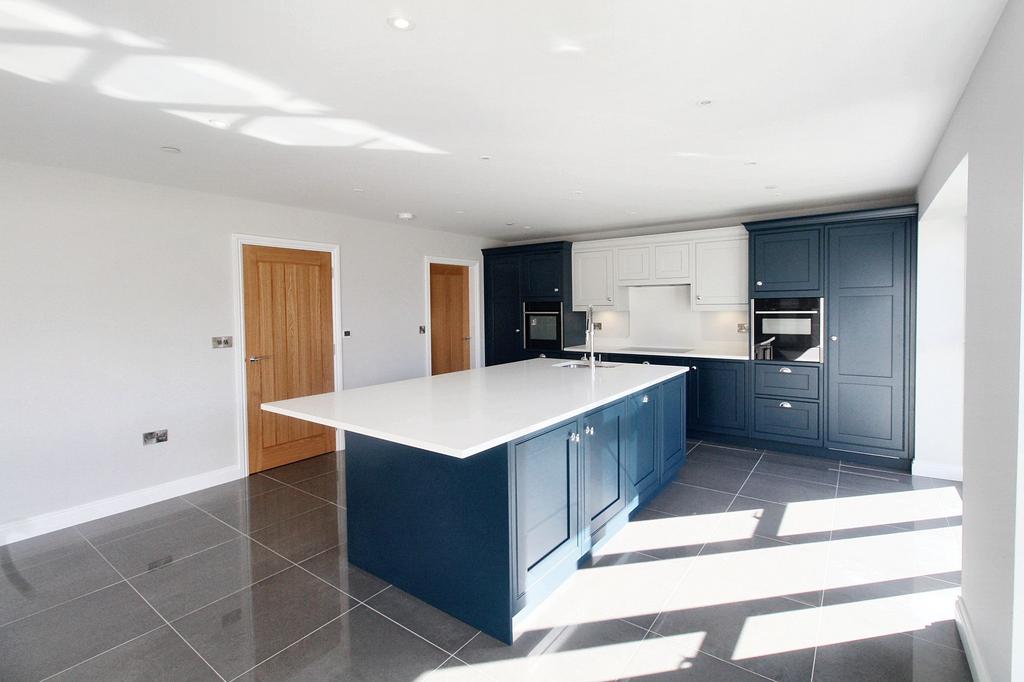 Kitchen/family room