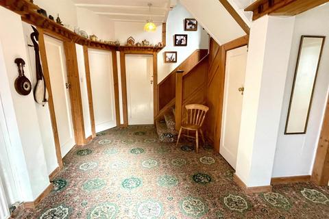 5 bedroom semi-detached house for sale, Park Lane, Craig y Don, Llandudno