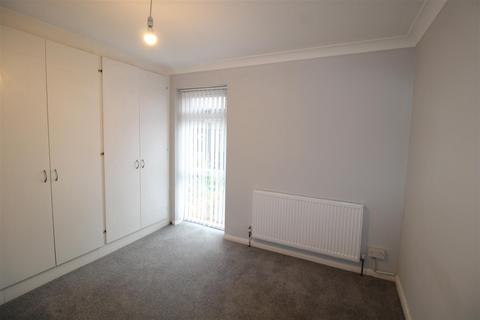 5 Maple Close, Ash Vale, Aldershot, GU12 5JZ