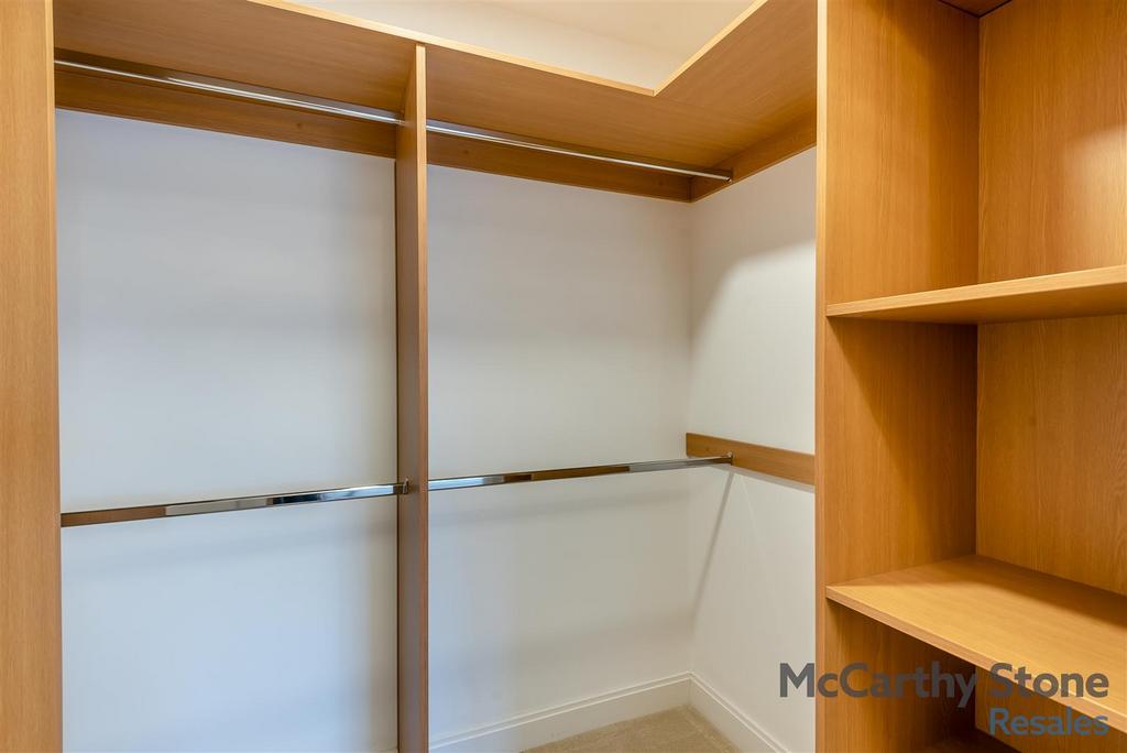 8639233-interior16.jpg