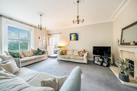 2 bedroom flat for sale, Sidmouth Road, Lyme Regis, Dorset