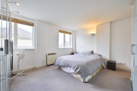 Admiral Walk, Royal Oak, London, W9