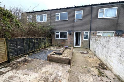 33 Lambrok Close, Trowbridge, BA14 9HH