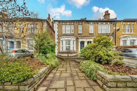 7 Woodriffe Road, London, E11 1AH