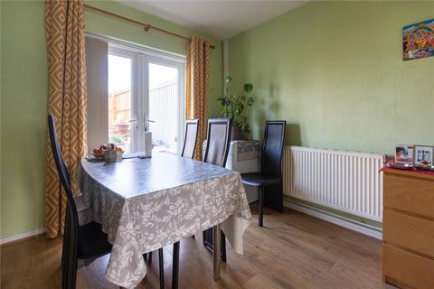 4 bedroom semi-detached house to rent, Swanmoor Crescent, Brentry, Bristol, BS10