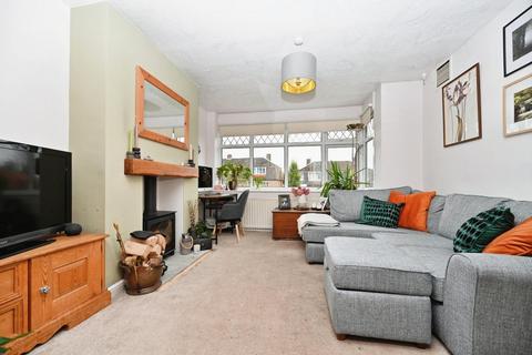 3 bedroom semi-detached house for sale, Queensway, Yeadon, Leeds
