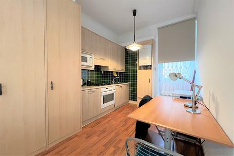 1 bedroom apartment to rent, Pollen Street, W1S