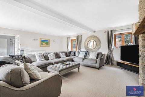 4 bedroom semi-detached house for sale, Grange Court, Horton, Northamptonshire, NN7