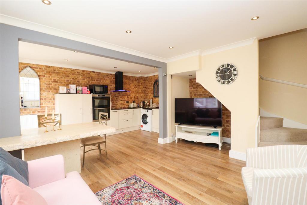 Open Plan Living Accommodation