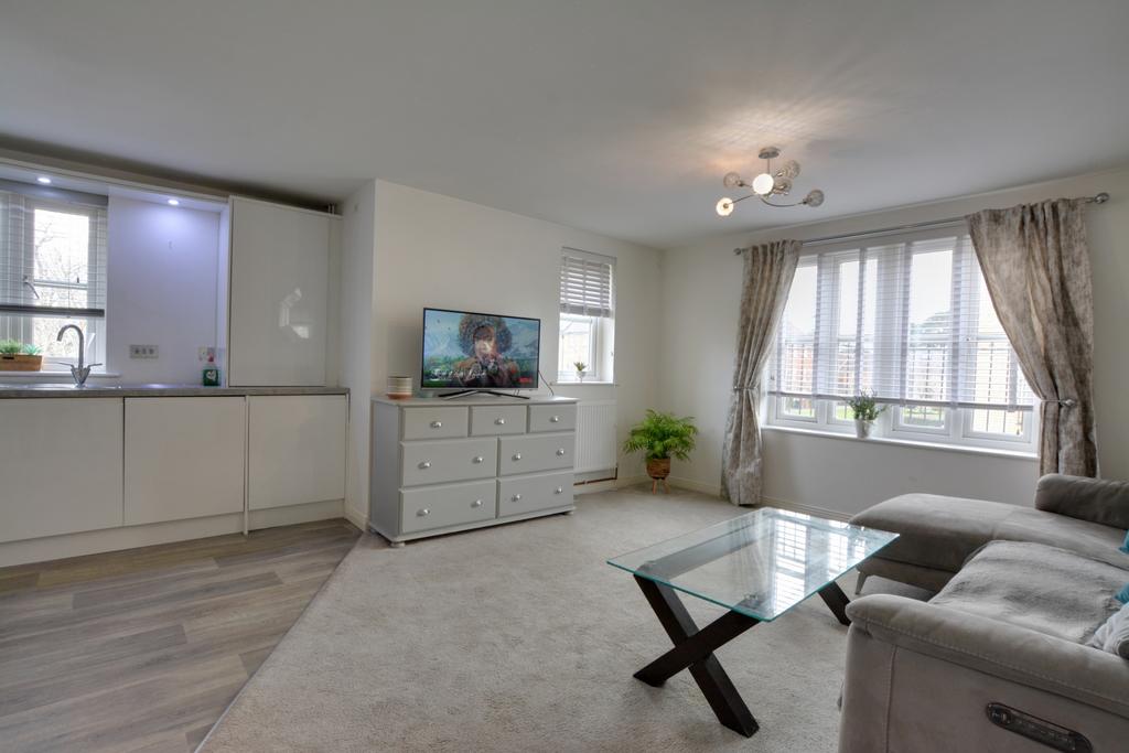 Lounge/Diner/Kitchen