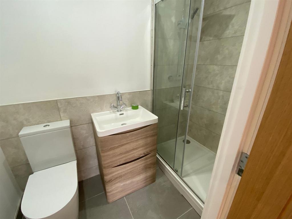 Ensuite.jpg